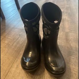 Barely worn women’s Bog boots!